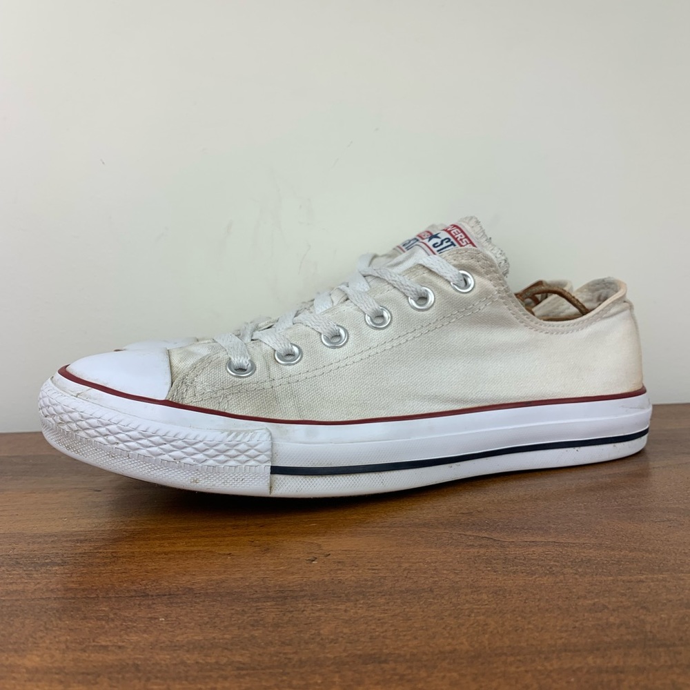Converse Low Top Sneakers in White with Red and Black Trim